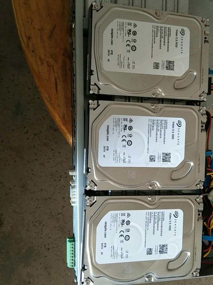 大华高清16路双网口4盘位POE网络硬盘录像机DH-NVR4