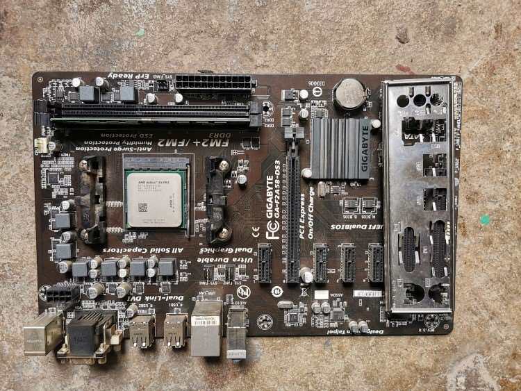 拆机技嘉F2A58大板+760K四核处理器板U一起便宜处