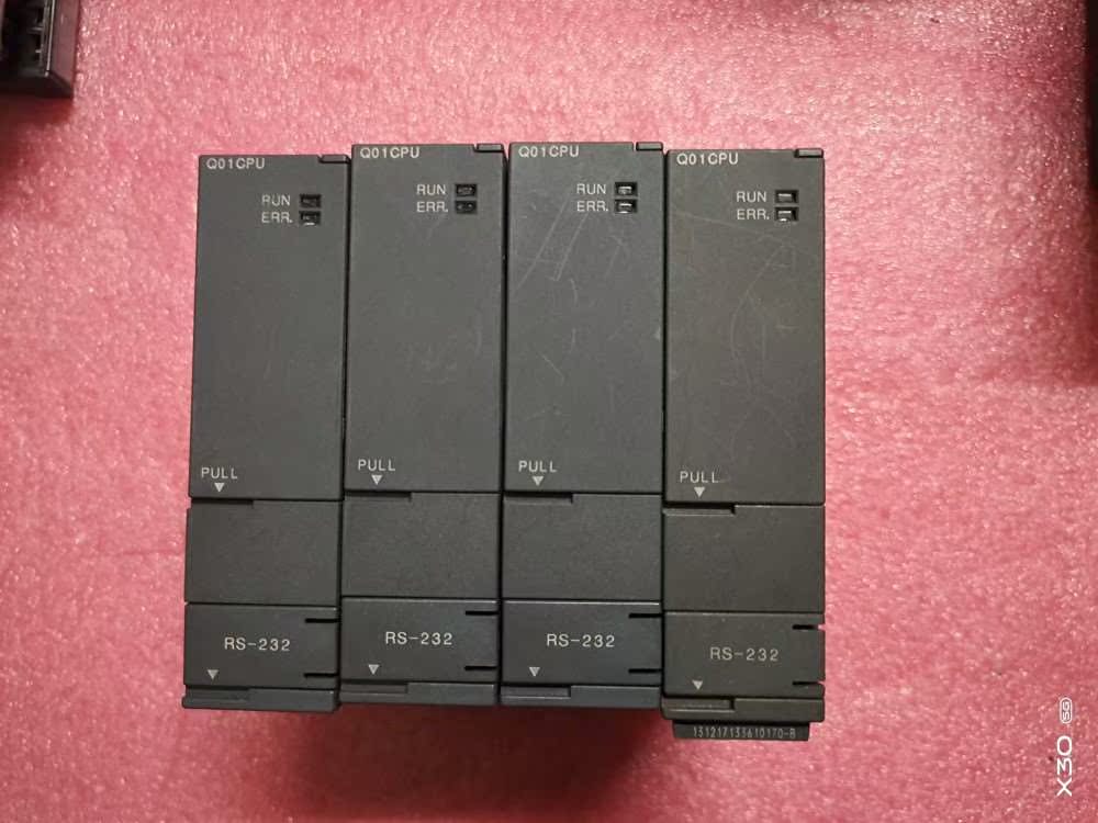三菱Q01CPU4个,功能包好,成色如图所示,二手物品非功