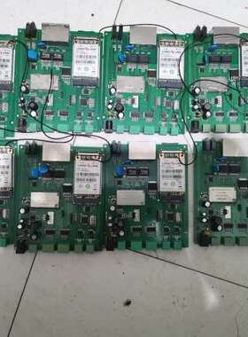 如图U8300W和HLK-7688A板子总的有8块有