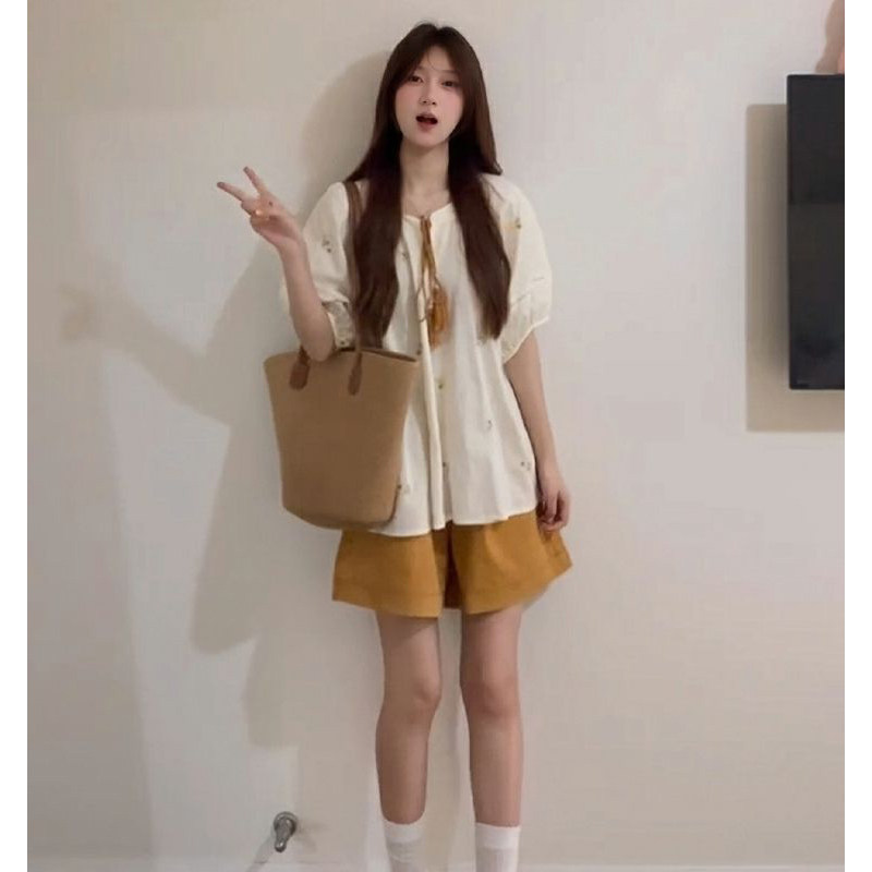 小众宽松运动服套装女夏季小清新甜美碎花ol衬衫短袖短裤两件套