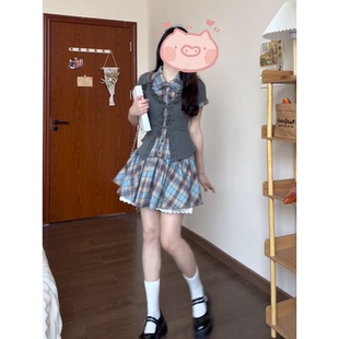 两件套装 学院风格 新款 纹显瘦甜美连衣短裙搭配灰色木耳开衫 夏季