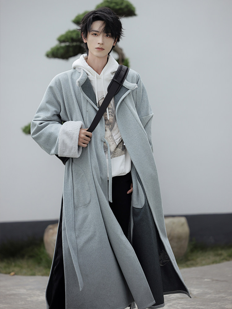 수 놓은 LUO YI 단색 당나라에서 만든 둥근 목 가운 가을 겨울 HANFU 남성과 여성의 일상 통근 모피 코트 따뜻하고 두꺼운 코트
