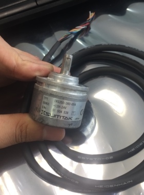 SUMTAK 编码器   IRS350-360-004   拆机9成新   库存就1个  包邮