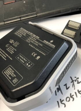 EMERSON  SE4002S1T2B1 ,  KJ3202X1-BK1  全新无包装  下午发货