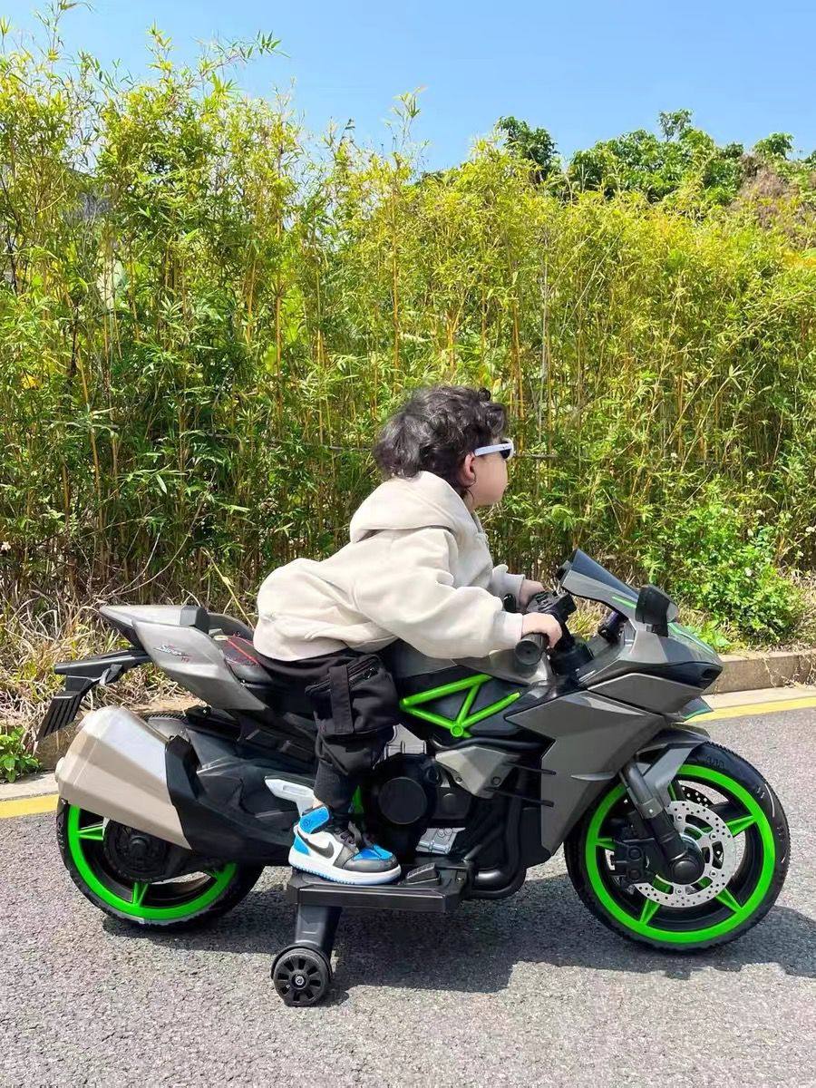 进口川崎H2R儿童电动车两轮摩托车男孩子可坐大人玩具车充电礼物