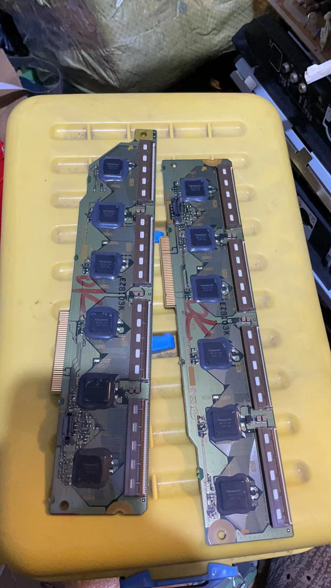 松下 TH-42PV70C 缓冲板TNPA4184 TNPA4185 一对价