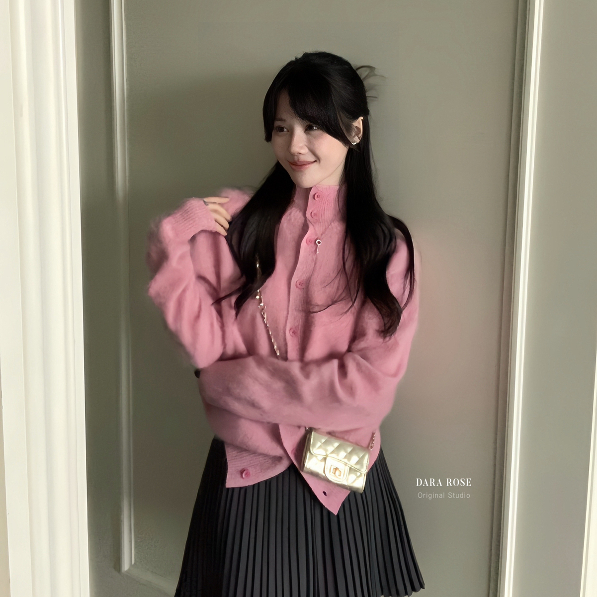 100绵羊毛拉毛韩系高端品质感甜美风粉色时尚单排扣毛衣(含100绵