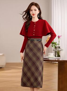 时尚休闲套装20XM231-125早春件新款披肩+针子织衫+2格半身裙三套