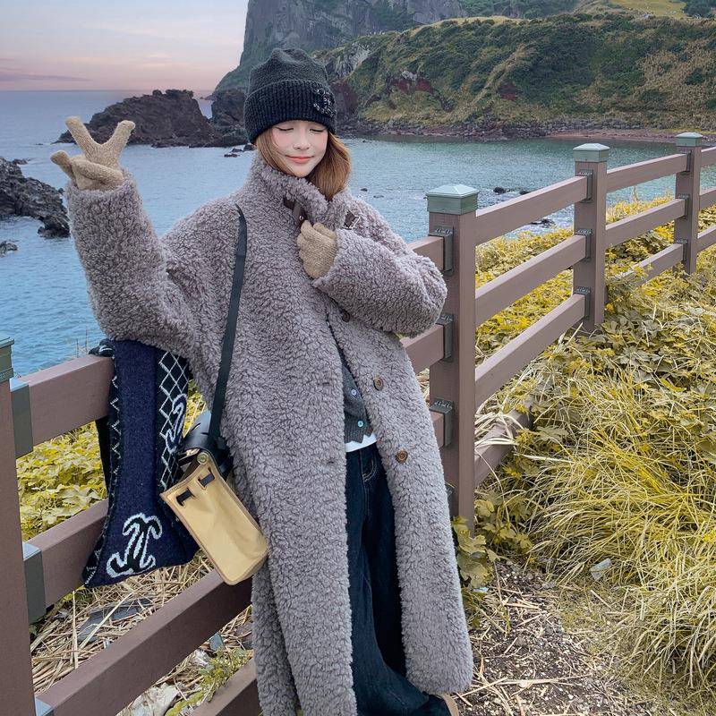 C229-865灰色大衣长款加外厚高级感2025冬女季仿新款羊羔毛套皮毛