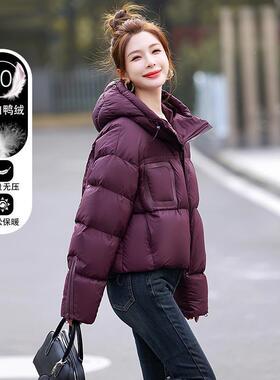 咖色短款绒羽2女冬024新款小个子高端时服尚洋ZYI2487A气设计感美