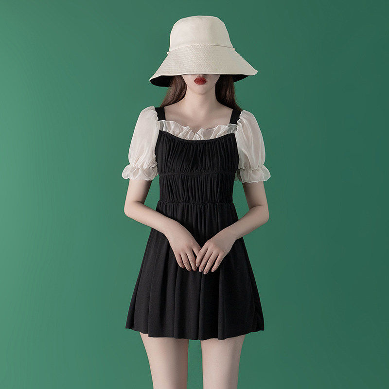 【仙灵女屋】2025年新款泡温泉高级感绝美微胖遮肉显瘦保守泳衣女