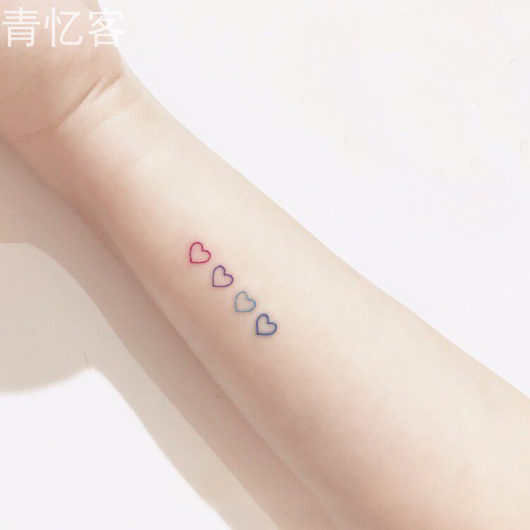 ins简约爱心小图案纹身贴防水男女情侣持久性感锁骨手臂纹身贴纸