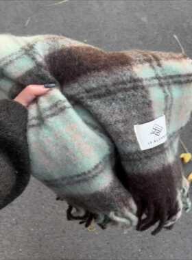 薄荷绿色围巾秋冬季女韩系氛围感