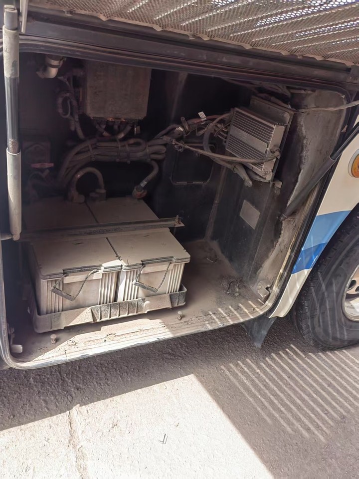 1月29日赤峰辽PA2373宇通牌客车网络拍卖公告