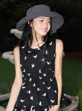 FONS32 宽松好看黑色印花无袖上衣女吊带背心女2025新款法式女装