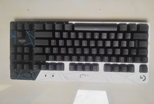 二手的罗技G PRO KDA纪念版，7成新  带原装线 RGB灯效 茶轴