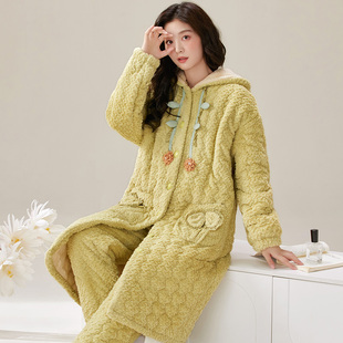 珊瑚绒睡袍女冬季加厚加绒睡衣三层夹棉2025新款可外穿家居服套装
