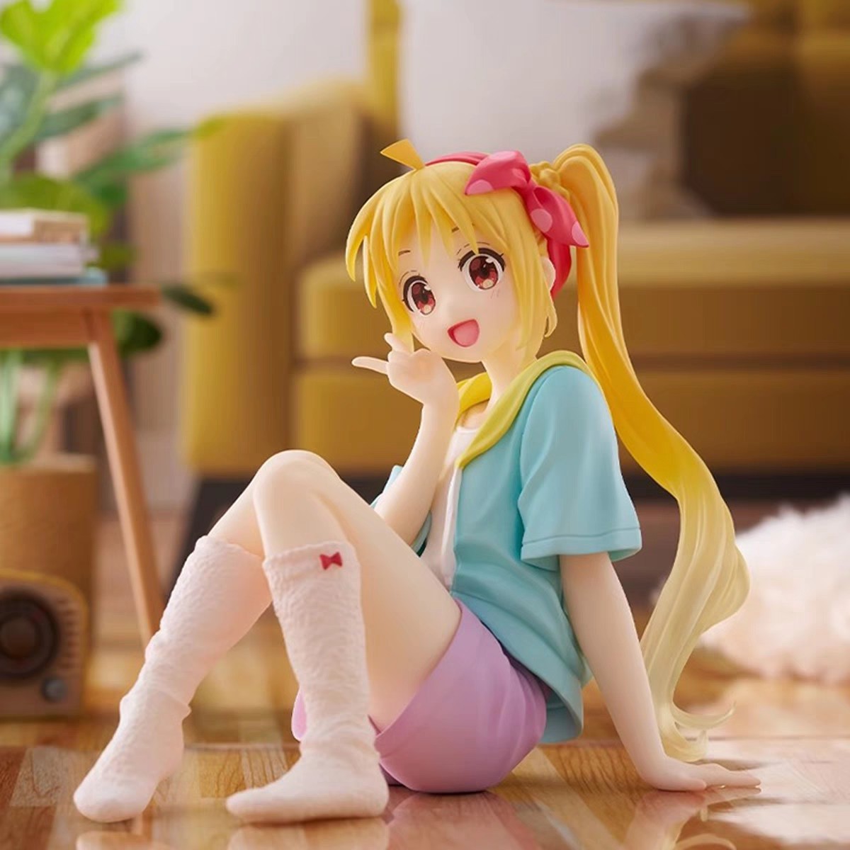 伊地知虹夏【全喷油】机箱车载居家压泡面动漫二次元摆件模型手办