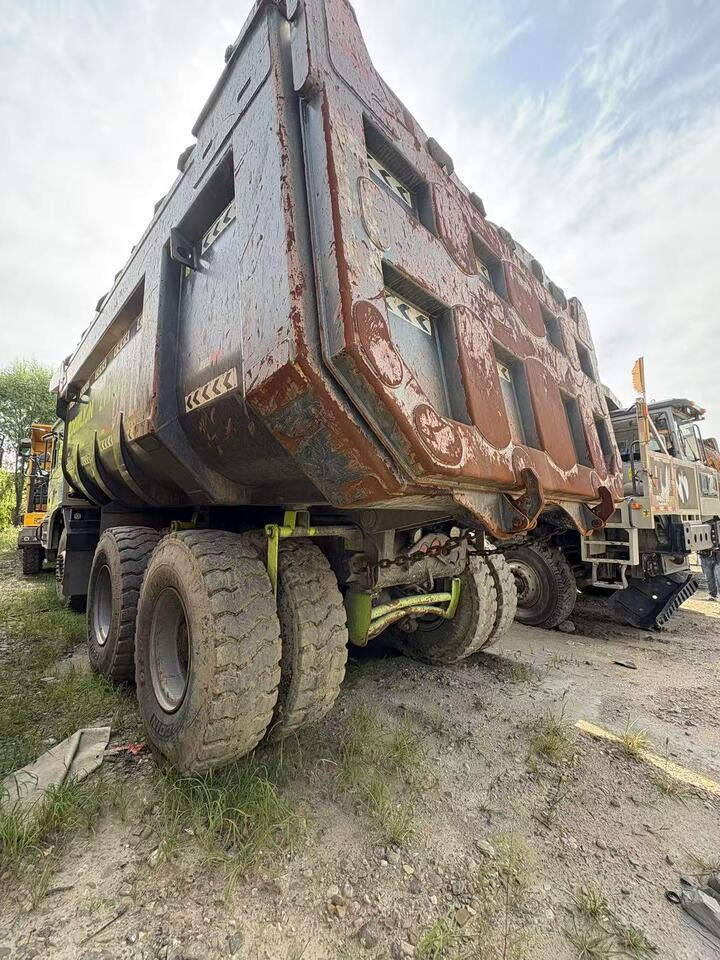11月27日鄂尔多斯非公路矿用自卸车1辆（设备编码：185112418P4105611）网络拍卖公告