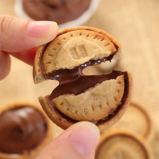 山姆代意大利进口费列罗意榛滋醇心饼榛果可可调味酱夹心饼干零食