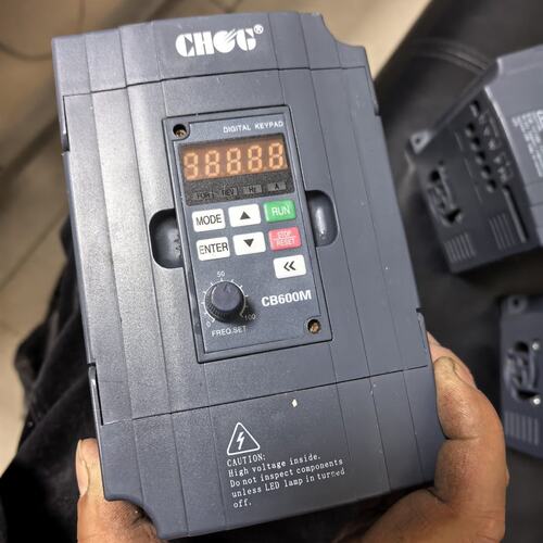 议价XIQI CB640M-0.75K 变频器 750W 380V可维修