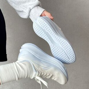 李宁赤兔9跑鞋女款26年新款轻量耐磨中考体测缓震专业跑鞋ARPW004