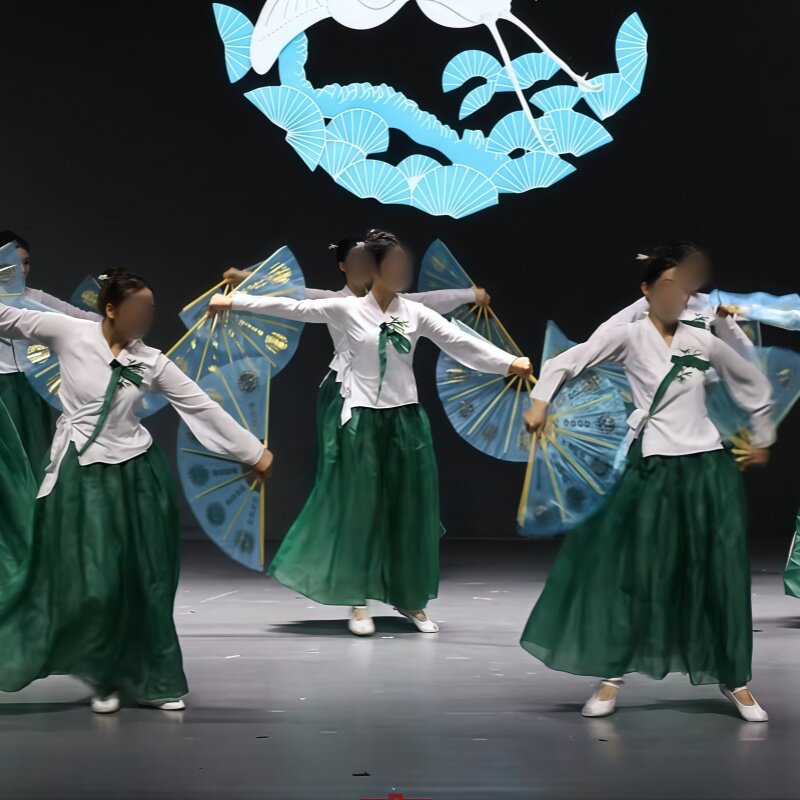 朝鲜族舞蹈《双扇》量身定制服装图片