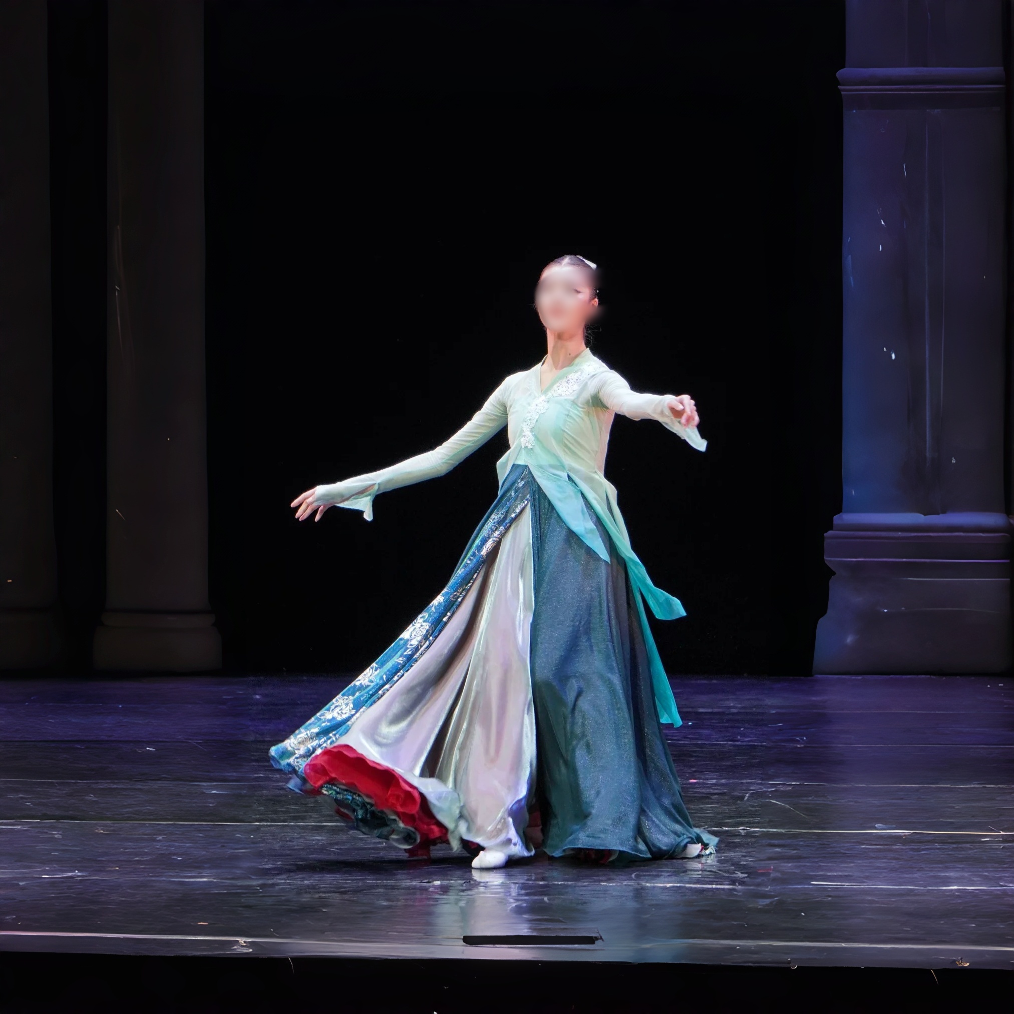 《风叙》朝鲜族舞蹈服