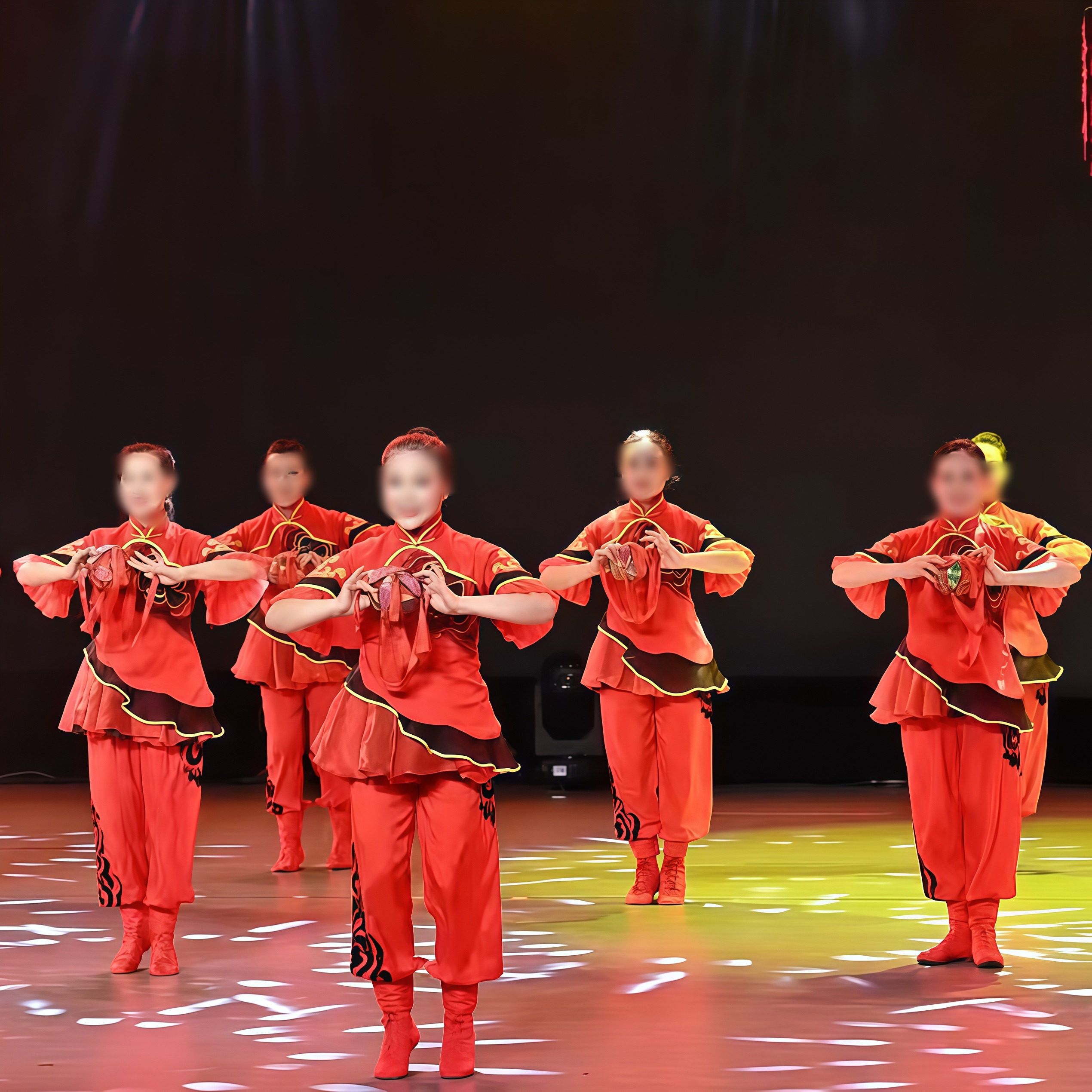 汉族舞蹈《节日的祝福》专业定制女子群舞红色飘逸红色秧歌演出服