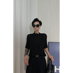 女 满天星针织衫 Dan 黑色高领短袖