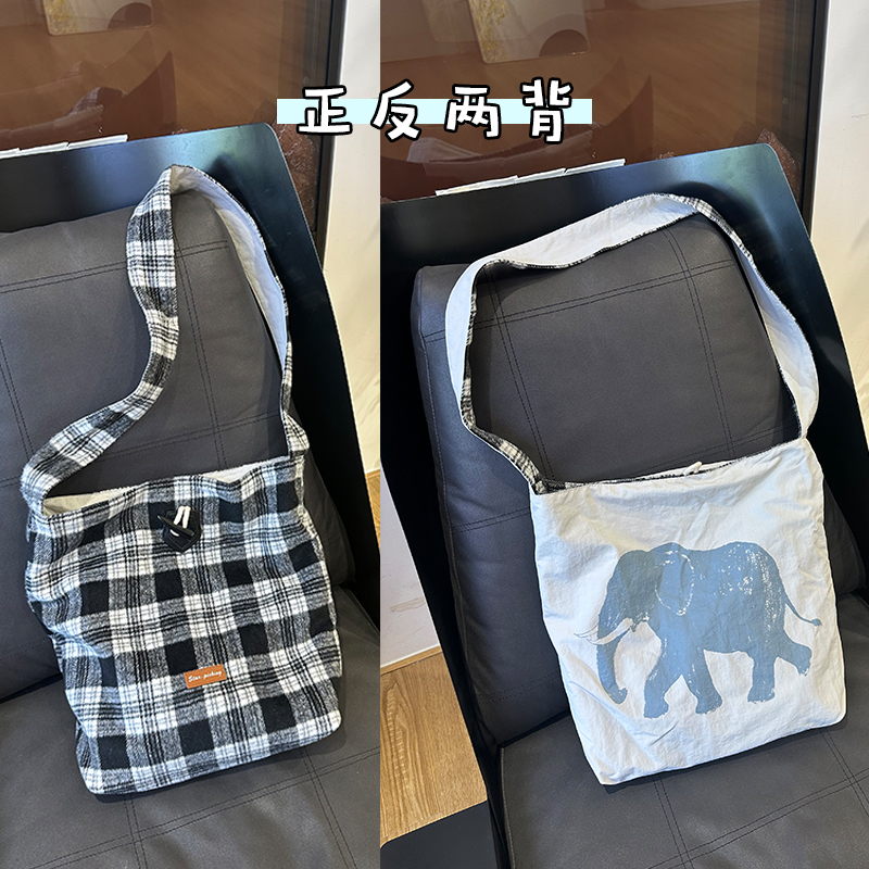原创秋冬侘寂风大象印花AB双面可用格子大容量单肩斜挎包帆布包