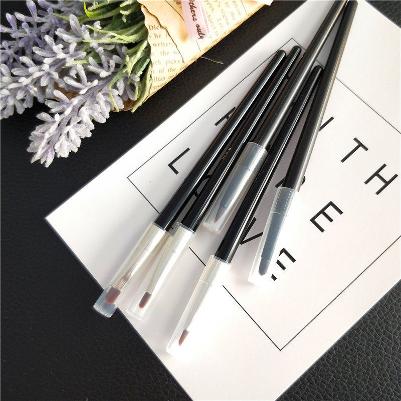 眼线刷唇刷带盖眼线膏笔遮瑕刷口红笔刷化妆刷便携唇刷 美妆工具