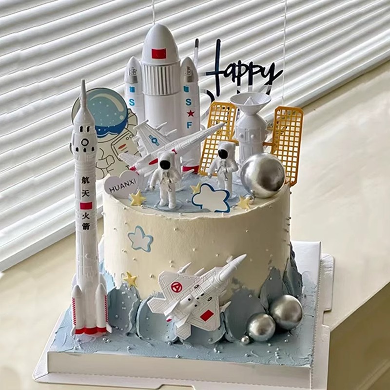 宇航员蛋糕摆件太空人蛋糕装饰宇宙飞船星球火箭儿童网红生日插件