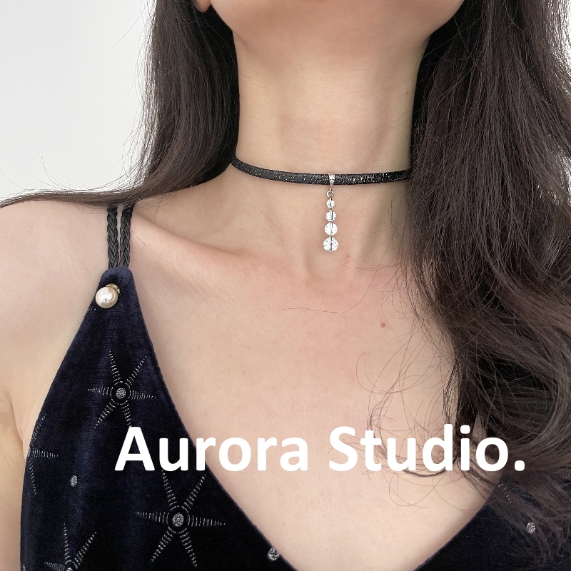 细闪水钻choker项圈女