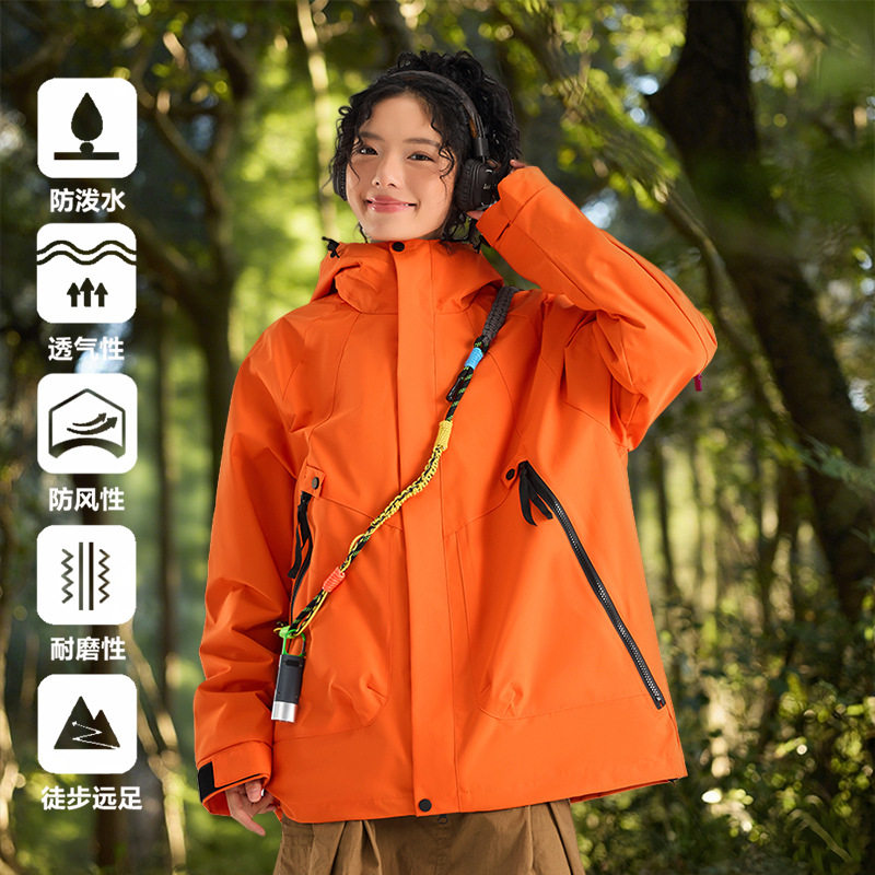 2026新款户外硬壳冲锋衣女三合一抓绒内胆登山服防风秋冬季外套男