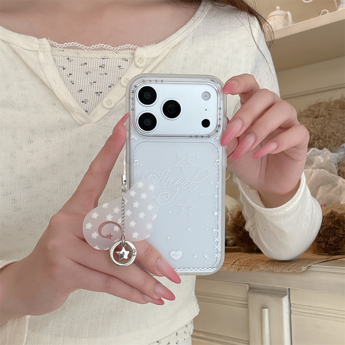 加尔 韩系ins围边白色爱心音符星星适用苹果17ProMax手机壳iphone15新款16pro女款17pro肤感15pro防摔保护套