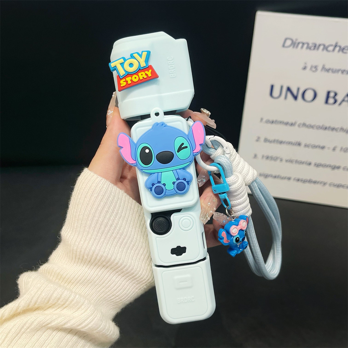 加尔 日韩动漫可爱蓝色史迪仔适用于大疆Osmo Pocket 3云台相机硅胶防摔保护套