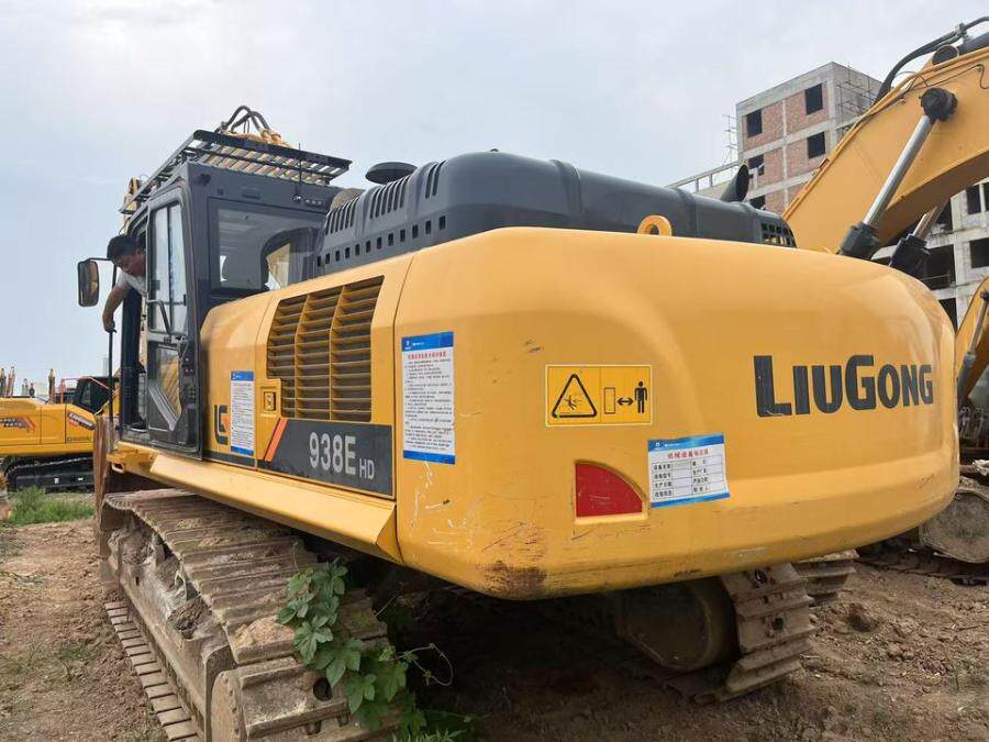 1月4日咸阳柳工牌CLG938EHD型液压挖掘机一台网络拍卖公告