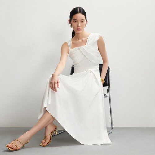 Vero Moda连衣裙2026夏季新款含内衬扭结收褶蝴蝶结A摆中长裙