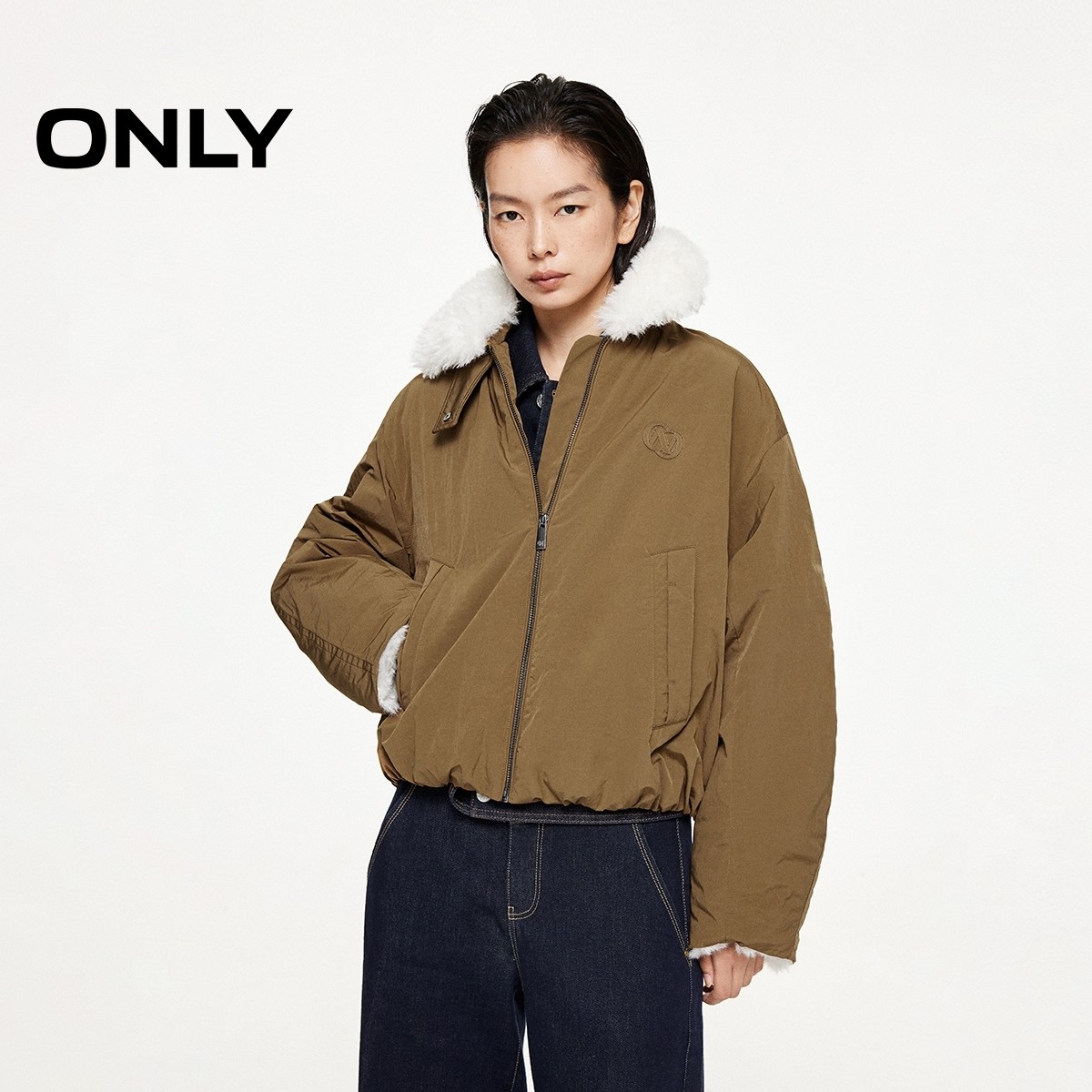ONLY2025秋季新款松弛感可拆卸毛领宽松短款棉服外套女