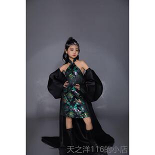 正品国潮女童坎肩旗袍拖尾中风模特秀装T台时装霸气黑色童走礼国