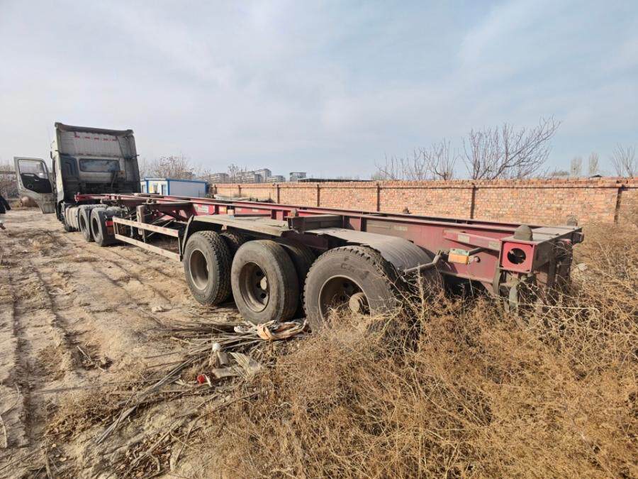 4月25日银川市宁ANG90挂重型集装箱半挂车网络拍卖公告