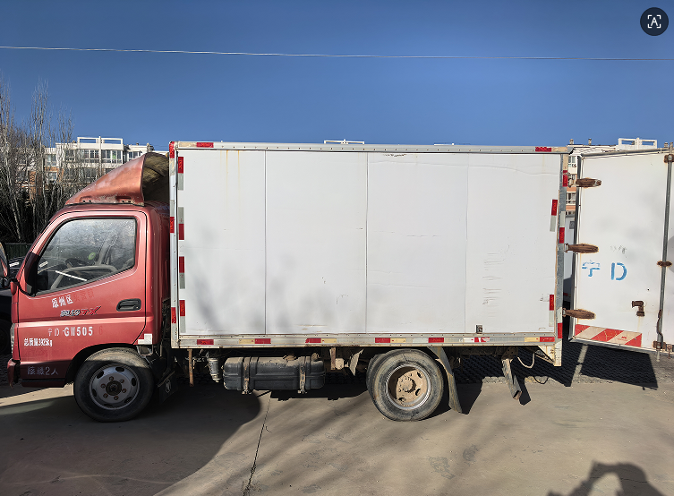 1月3日固原宁DLC332福田牌轻型厢式货车及车厢内储油箱、加油机及电瓶网络拍卖公告