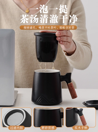 Коммерческая компания по логотипам для коммерческих подарочных наборов, чтобы прислать клиентам сотрудников с коммунальной и высокой новогодней годовщиной празднование годовщины