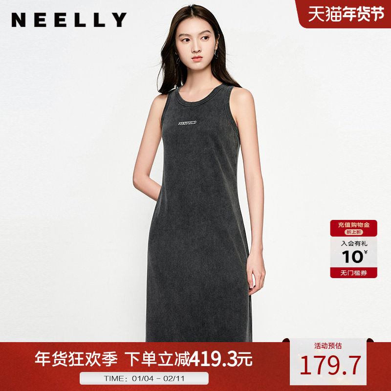 NEELLY纳俪商场同款秋冬新款休闲松弛背心连衣裙女字母印花中长裙