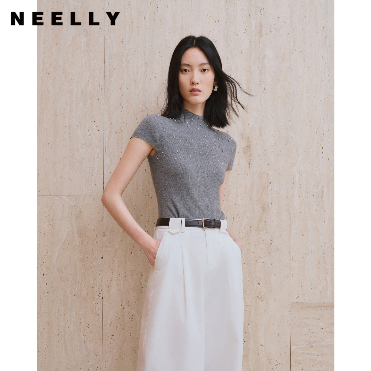 NEELLY纳俪商场同款秋新款钉珠半高领针织短袖女气质通勤修身上衣