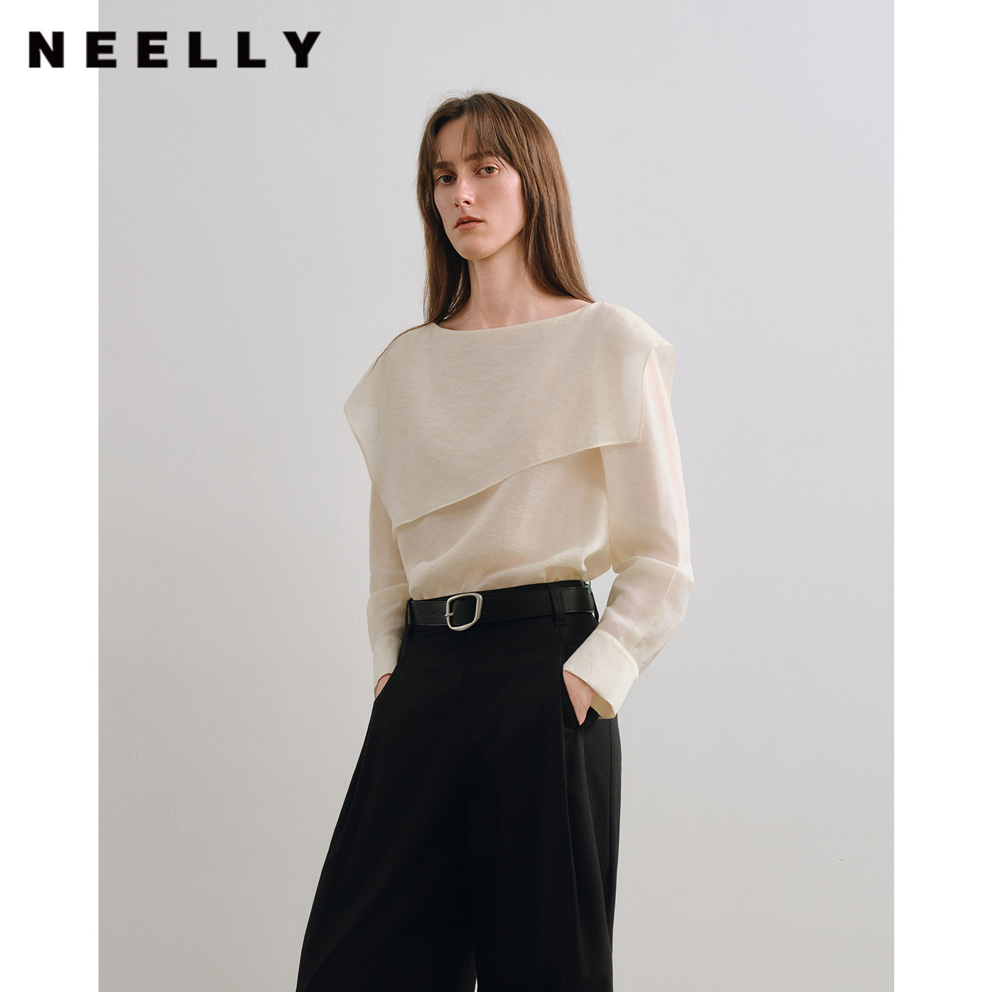NEELLY纳俪商场同款秋季新款一字斜翻领衬衫女知性极简风流动上衣