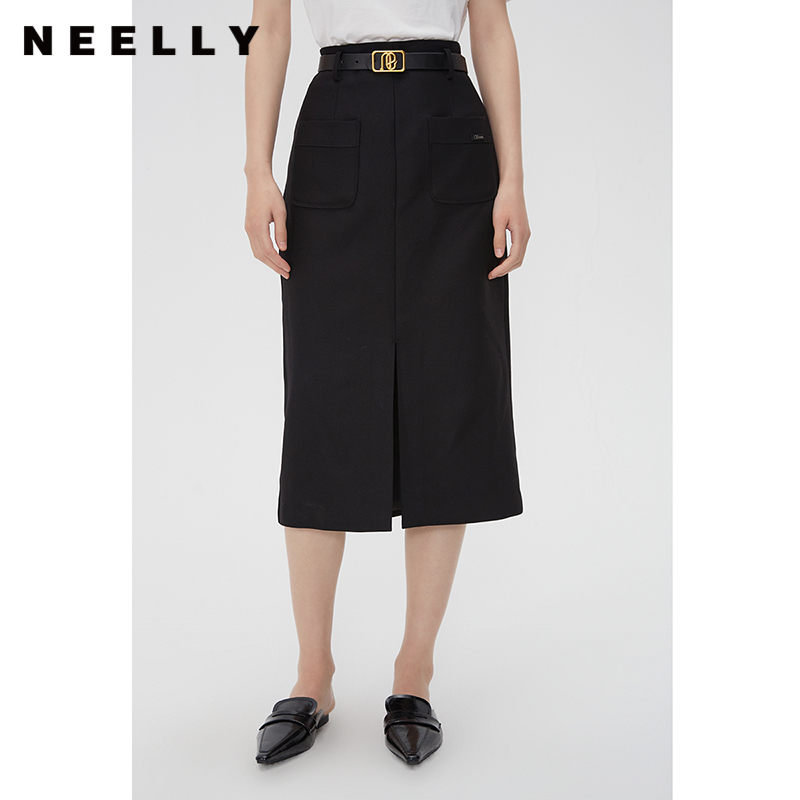 NEELLY纳俪商场同款秋款黑色显瘦前开叉半身裙女金属扣腰带中长裙