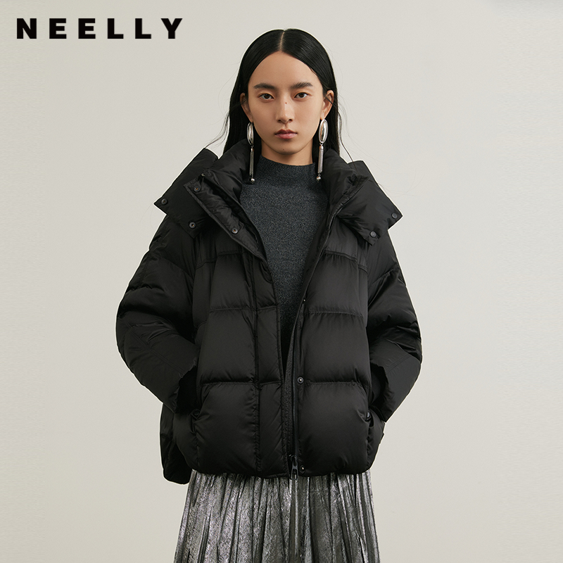 NEELLY纳俪商场同款冬新款黑色高领短款连帽外套女90白鸭绒羽绒服